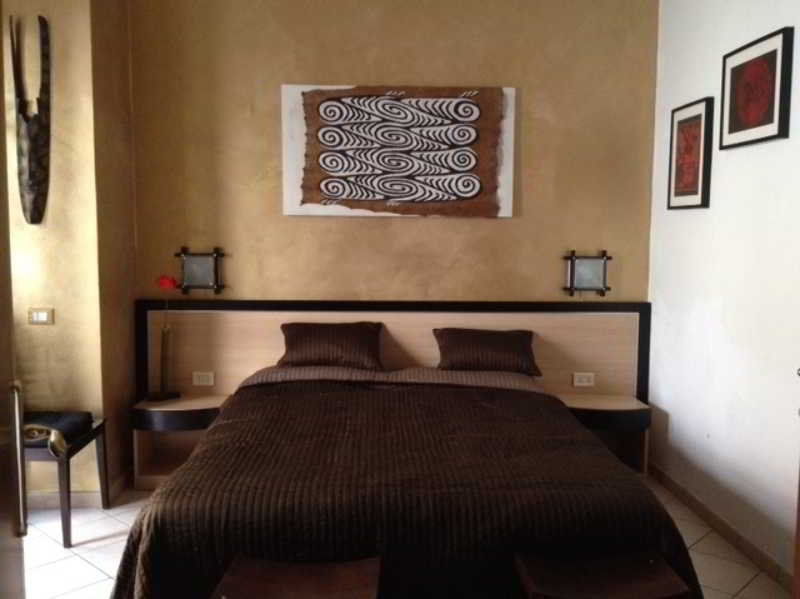 Guesthouse Il Gong Rome Bagian luar foto