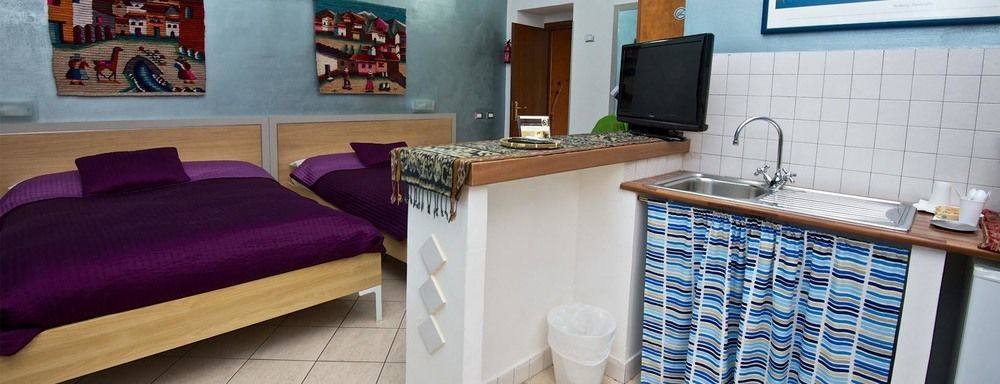 Guesthouse Il Gong Rome Bagian luar foto